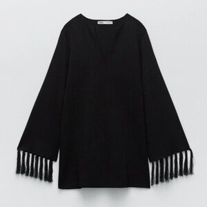 Zara Textured Knit Fringe Tunic Black Women S V-Neck Casual Top Blogger’s Fave